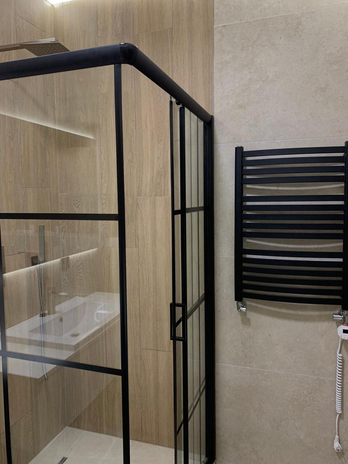 Arta City Hotel Yavoriv  Esterno foto