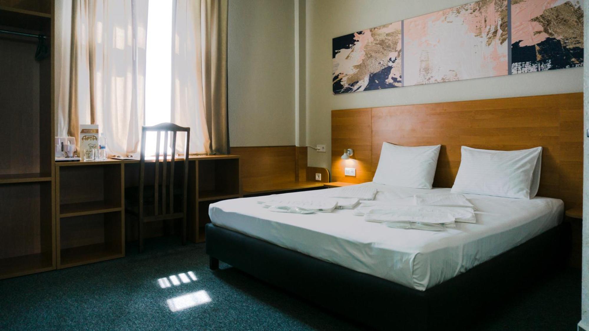 Arta City Hotel Yavoriv  Esterno foto