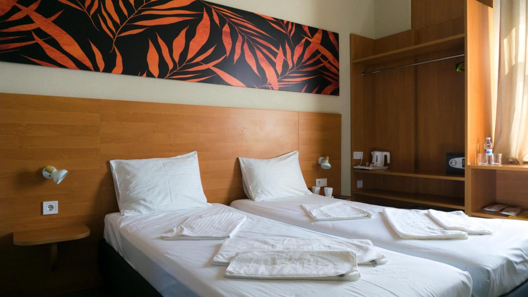 Arta City Hotel Yavoriv  Esterno foto